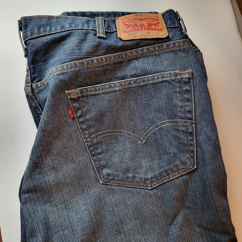 Levi's 550 Men's Denim Straight Jeans 44x30